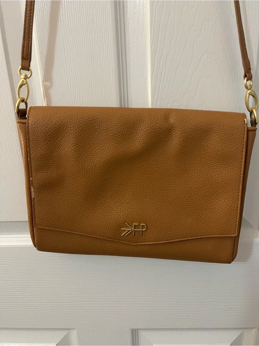 Freshly Picked Tan Leather Crossbody Shoulder Bag